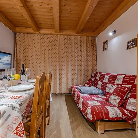 Cozy Mountain - Ski-in Ski-out Access, Balcony & Parking * Val Thorens